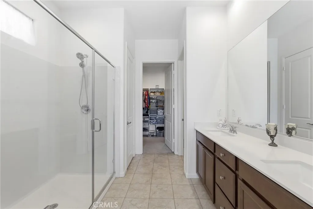 11863 Trailwood Ct, Corona, California 92883 home-pic-13
