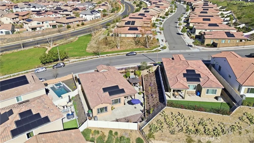 11863 Trailwood Ct, Corona, California 92883 home-pic-27