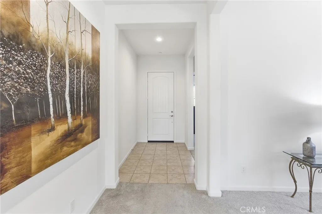 11863 Trailwood Ct, Corona, California 92883 home-pic-3