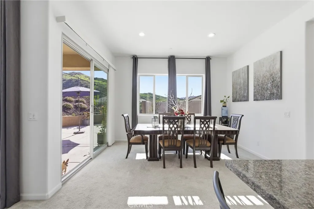 11863 Trailwood Ct, Corona, California 92883 home-pic-7