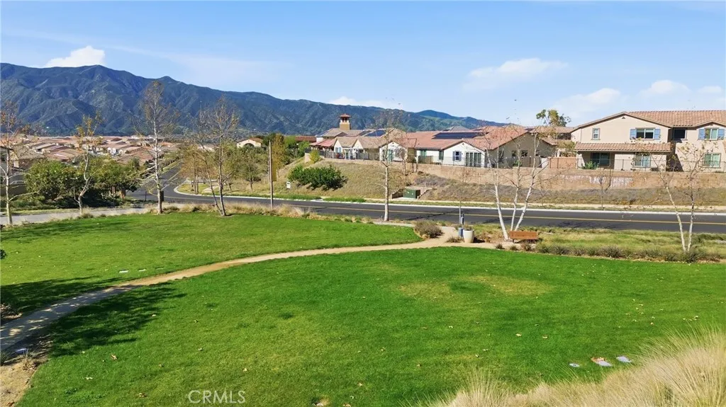 11863 Trailwood Ct, Corona, California 92883 home-pic-20