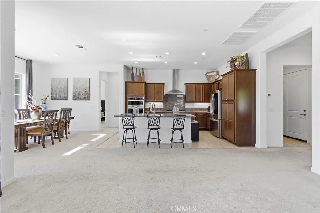 11863 Trailwood Ct, Corona, California 92883 home-pic-6