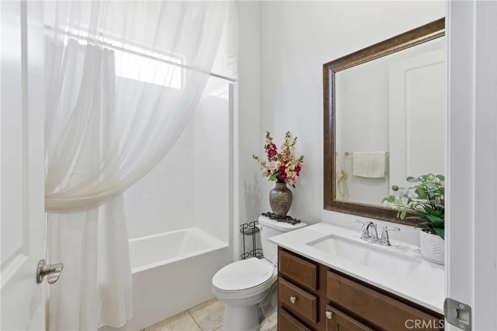 11863 Trailwood Ct, Corona, California 92883 home-pic-15