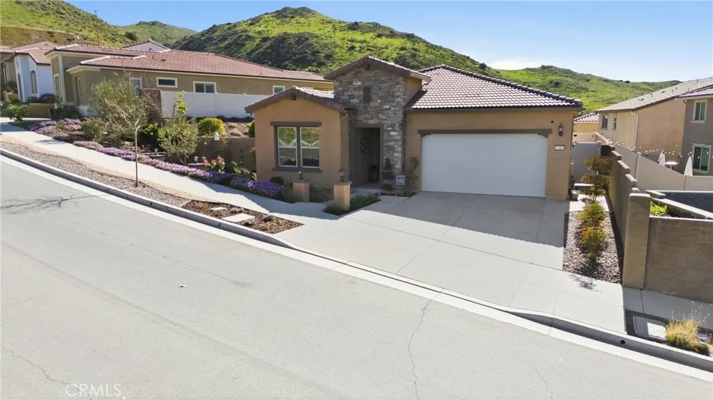 11863 Trailwood Ct, Corona, California 92883 home-pic-19