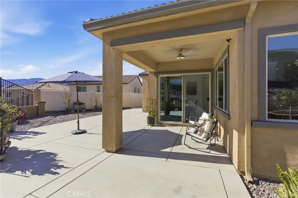 11863 Trailwood Ct, Corona, California 92883 home-pic-38