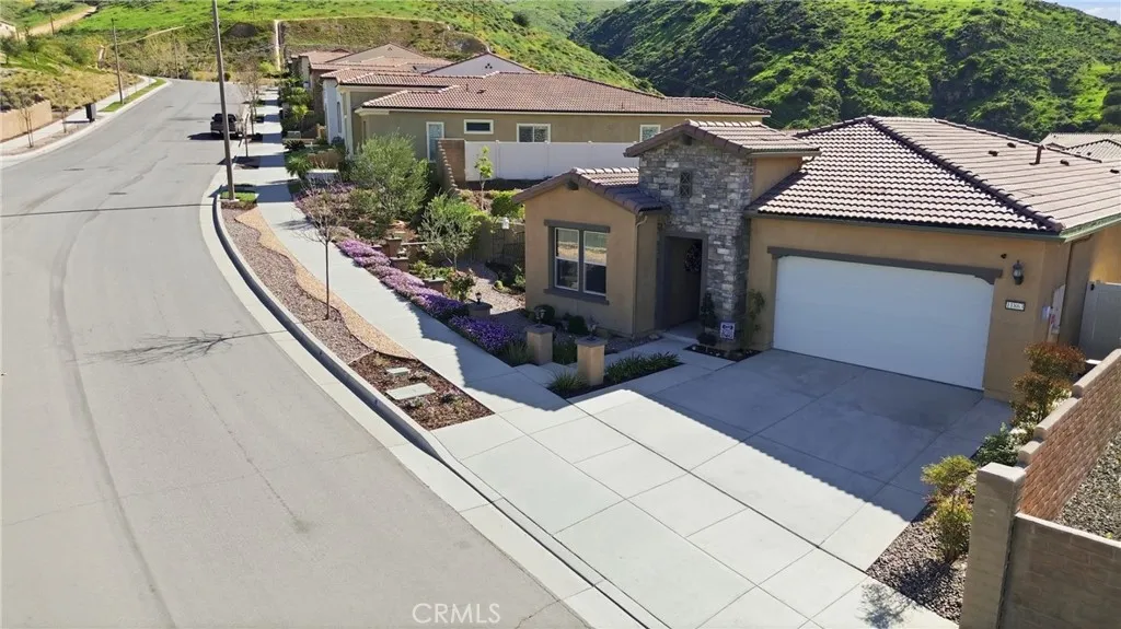11863 Trailwood Ct, Corona, California 92883 home-pic-37