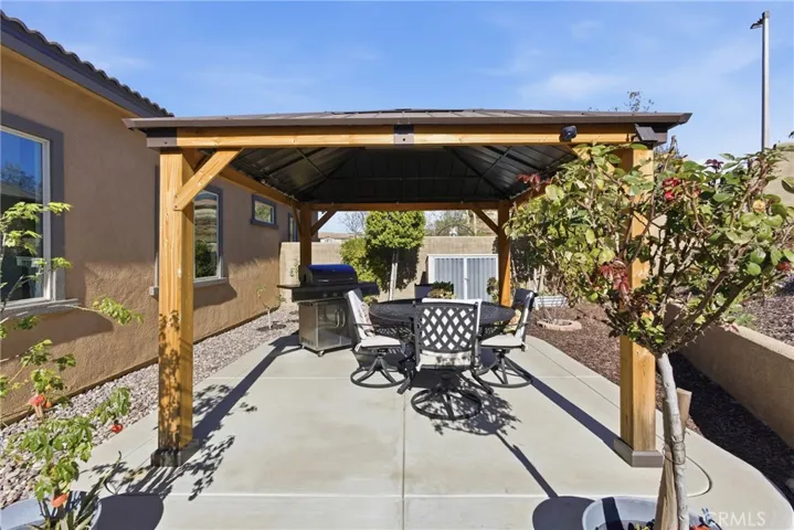 Gazebo-1