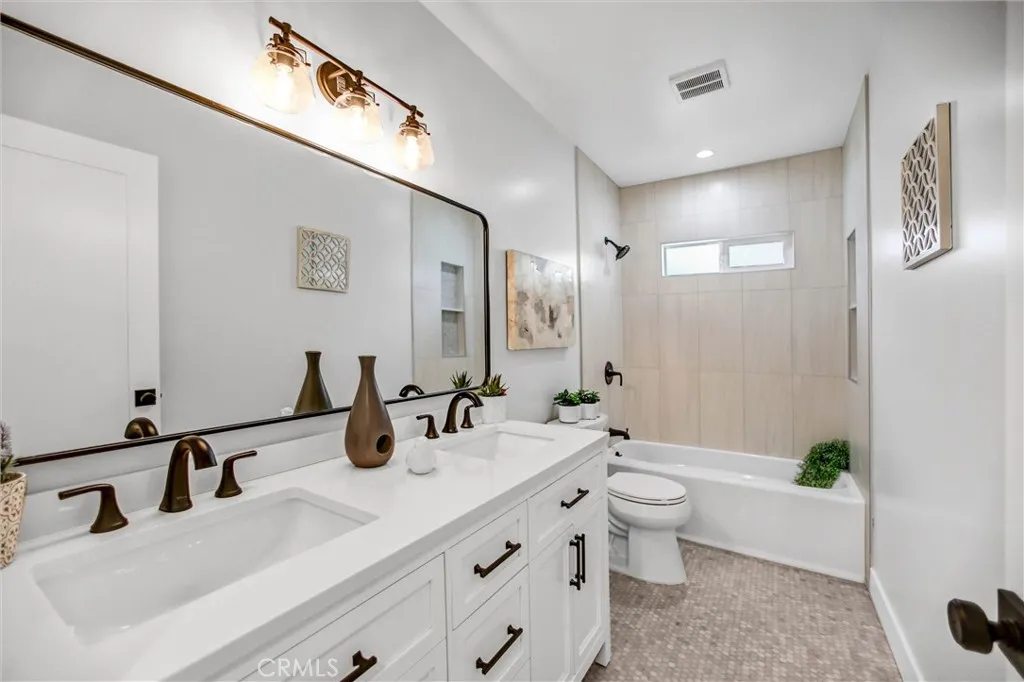 723 Chestnut Avenue, Los Angeles, California 90042 home-pic-12