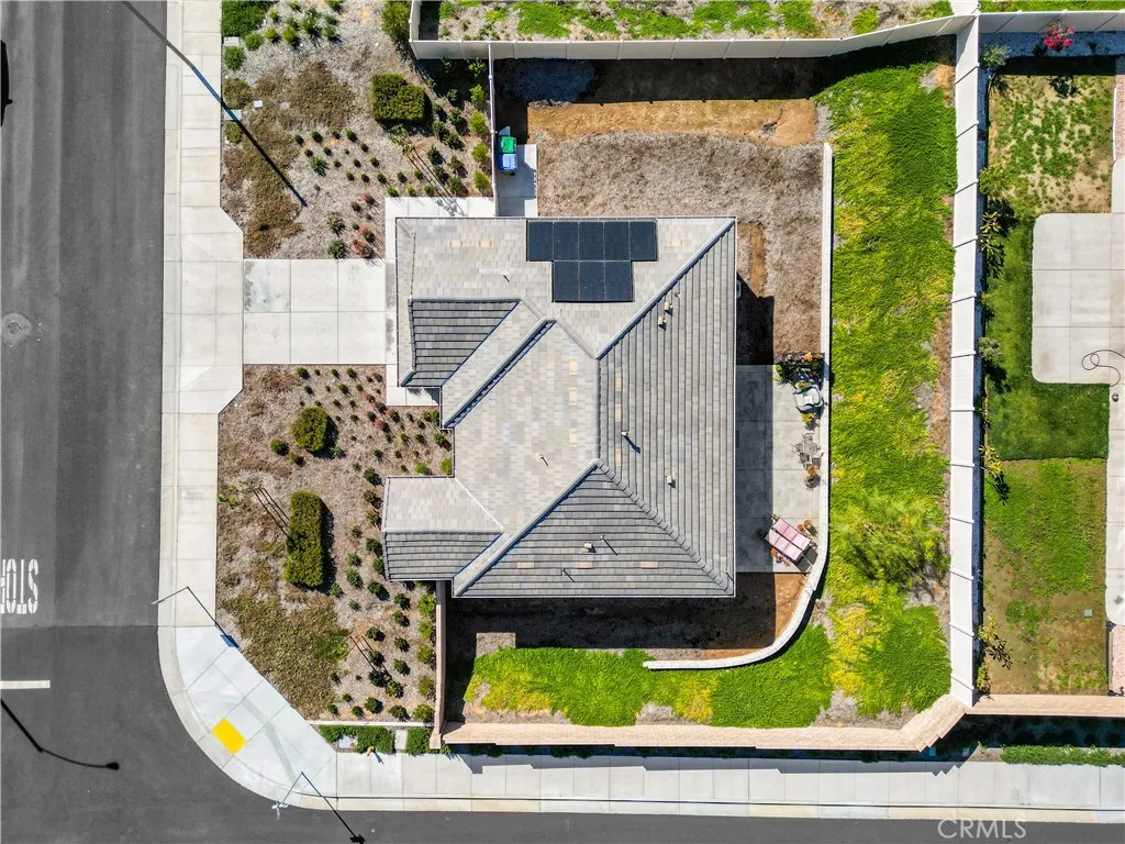13621 Donegal, Moreno Valley, California 92555 home-pic-4
