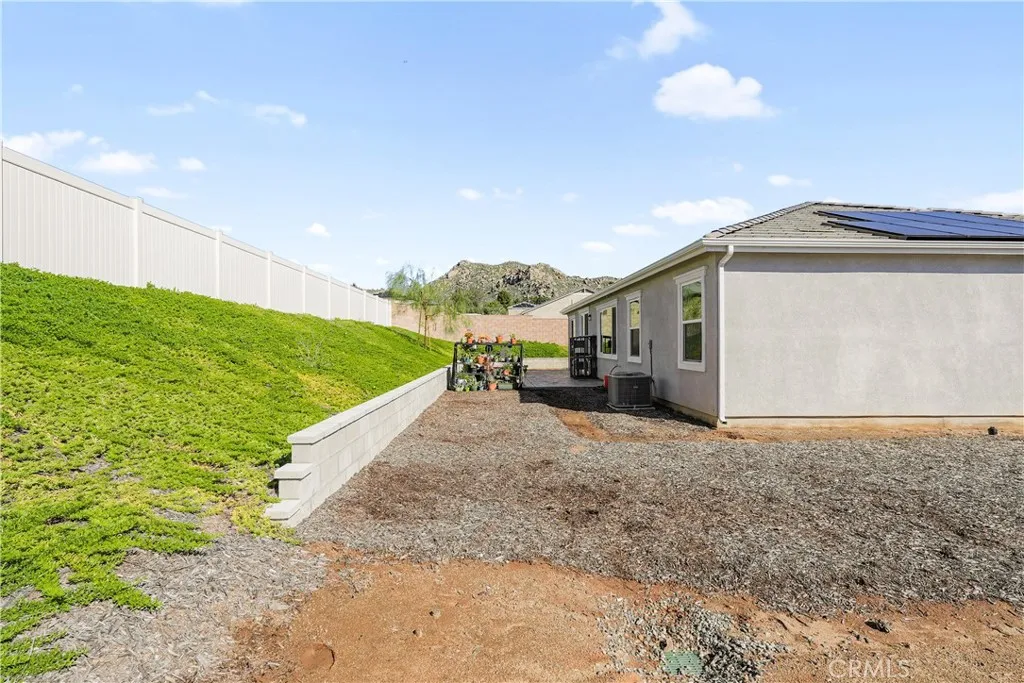 13621 Donegal, Moreno Valley, California 92555 home-pic-43