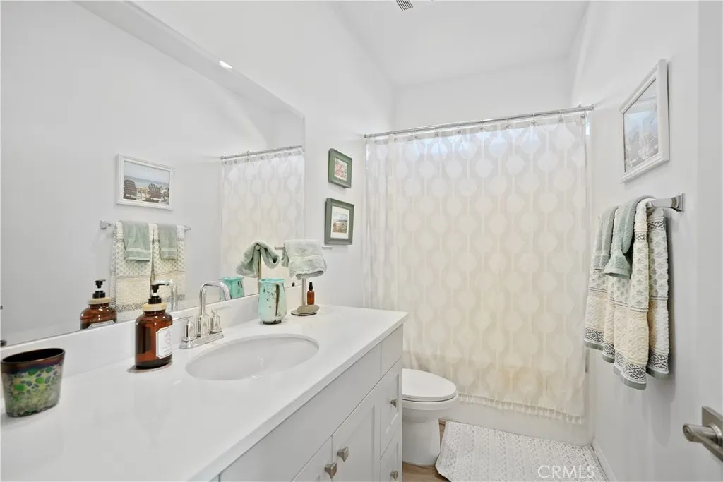 13621 Donegal, Moreno Valley, California 92555 home-pic-23