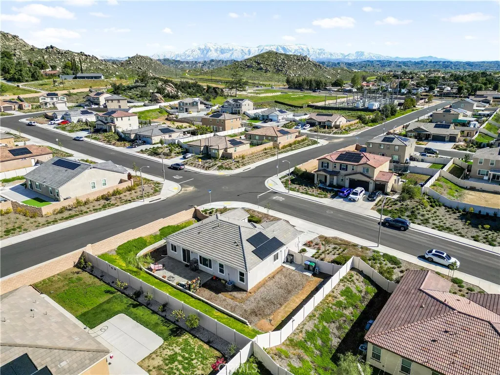 13621 Donegal, Moreno Valley, California 92555 home-pic-52