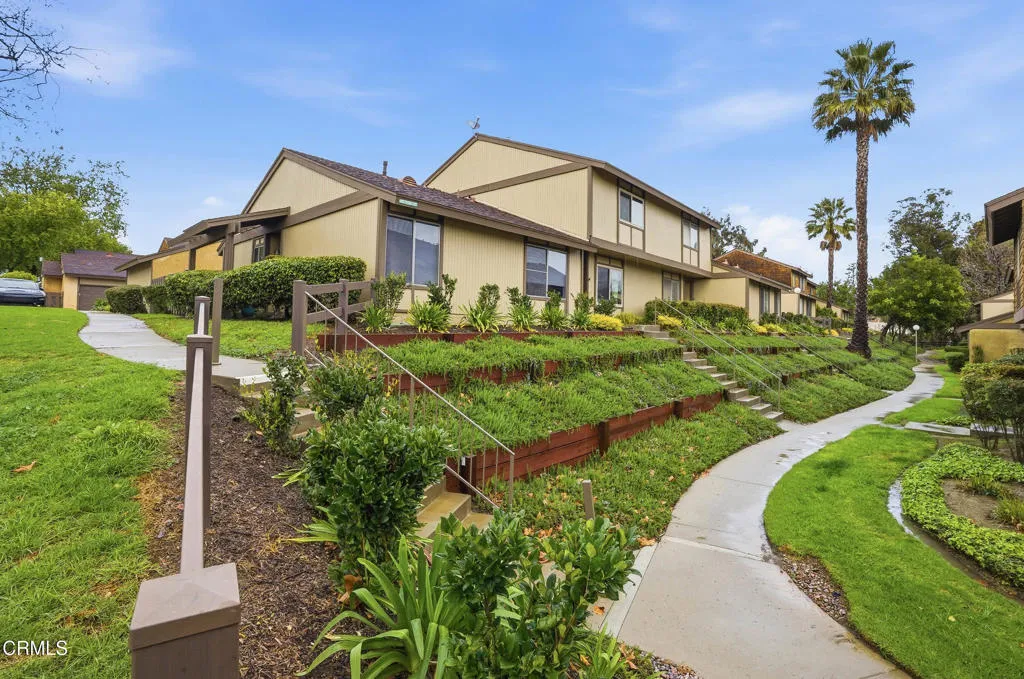 1552 Bittern Court, Ventura, California 93003 home-pic-1