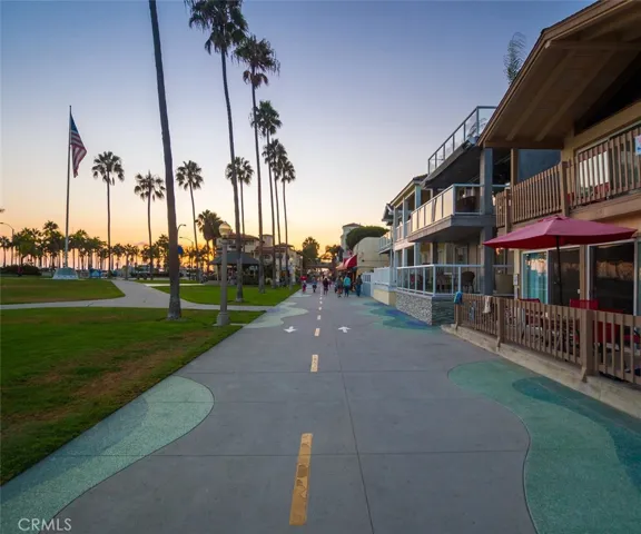 Newport Beach Pier Shops