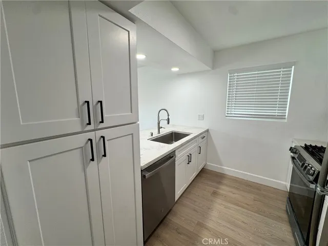 Kitchen pantry