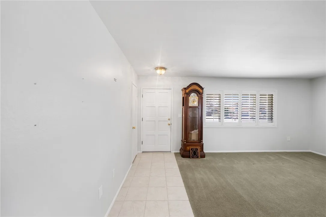 27146 El Rancho, Menifee, California 92586 home-pic-9