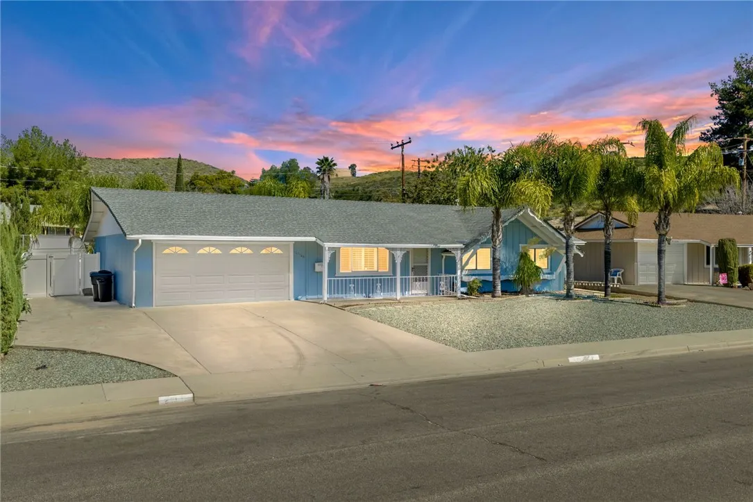27146 El Rancho, Menifee, California 92586 home-pic-1