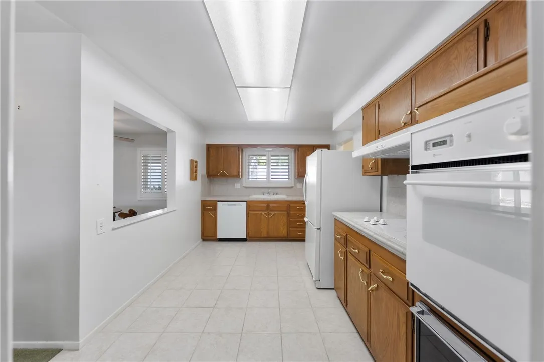 27146 El Rancho, Menifee, California 92586 home-pic-15