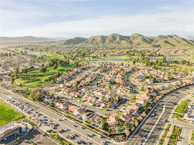Menifee Lakes community