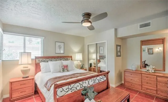 d32f0a9c-f650-4d70-98b5-bae2982d7906