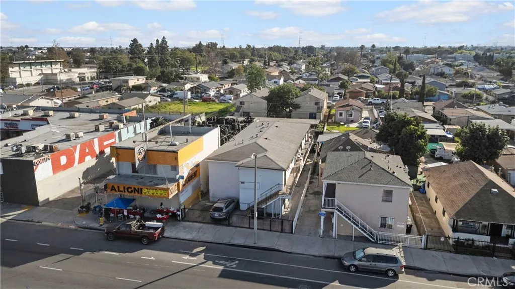 1622 Firestone Boulevard, Los Angeles, California 90001 home-pic-3