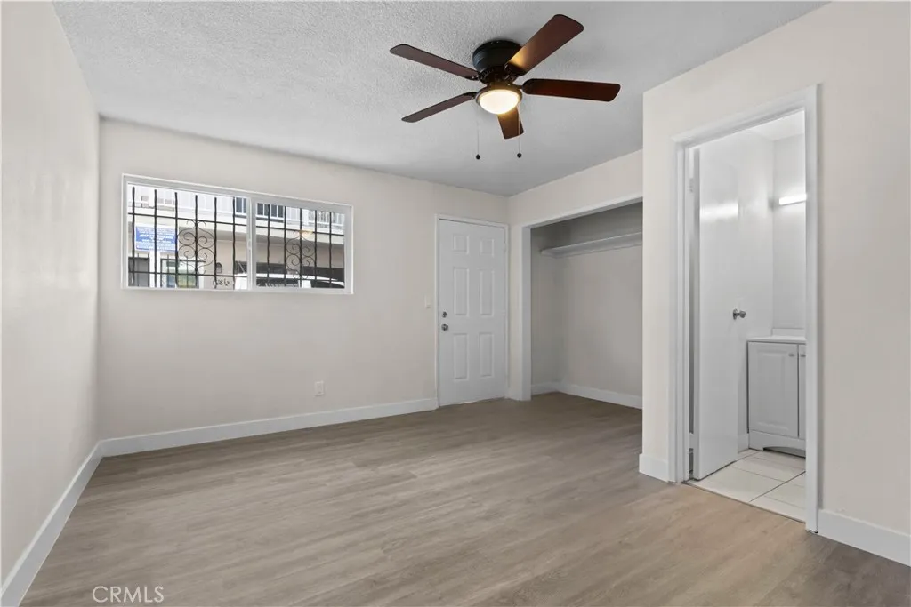 1622 Firestone Boulevard, Los Angeles, California 90001 home-pic-15