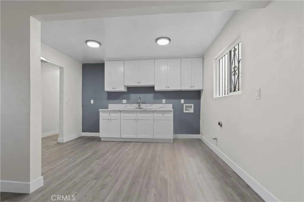 1622 Firestone Boulevard, Los Angeles, California 90001 home-pic-7