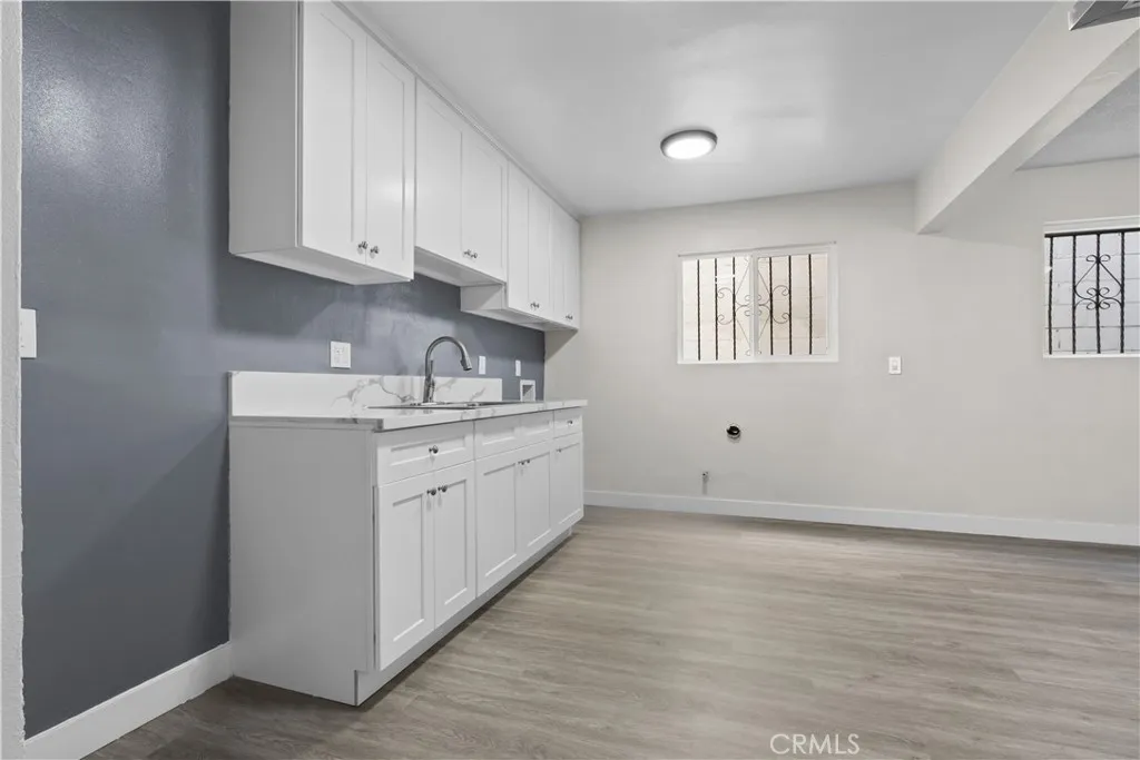 1622 Firestone Boulevard, Los Angeles, California 90001 home-pic-6