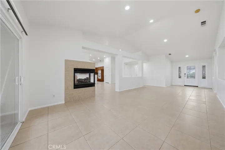Dining Room Area / Front Entry