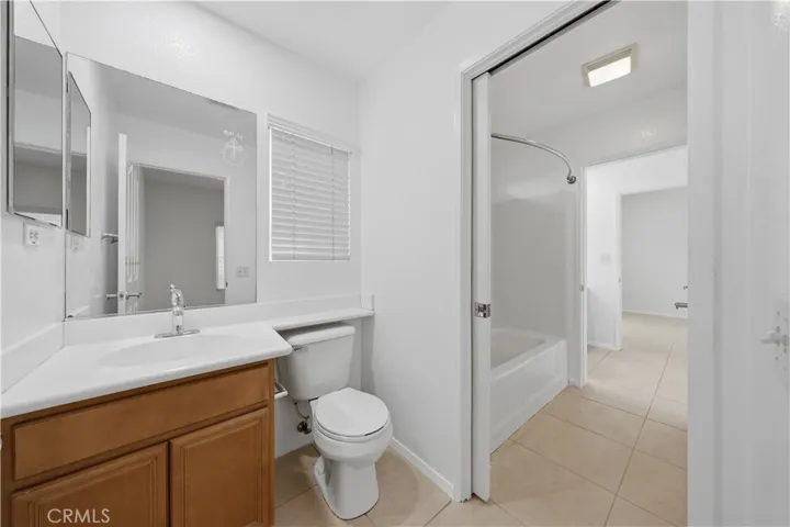 Jack N Jill Bathroom