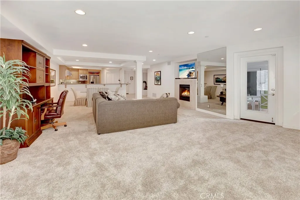 412 Arenoso 105, San Clemente, California 92672 home-pic-6