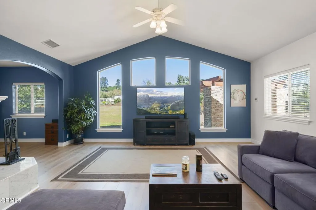 2550 Riave Court, Camarillo, California 93012 home-pic-10