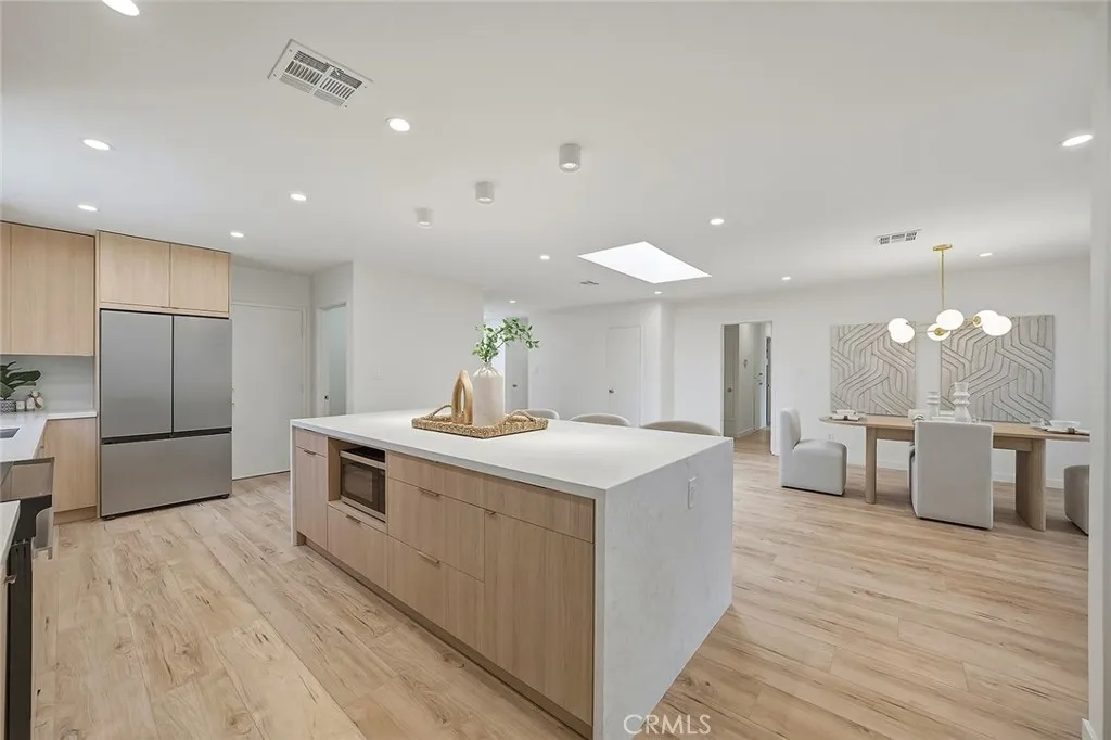 6520 Driscoll Street, Long Beach, California 90815 home-pic-13