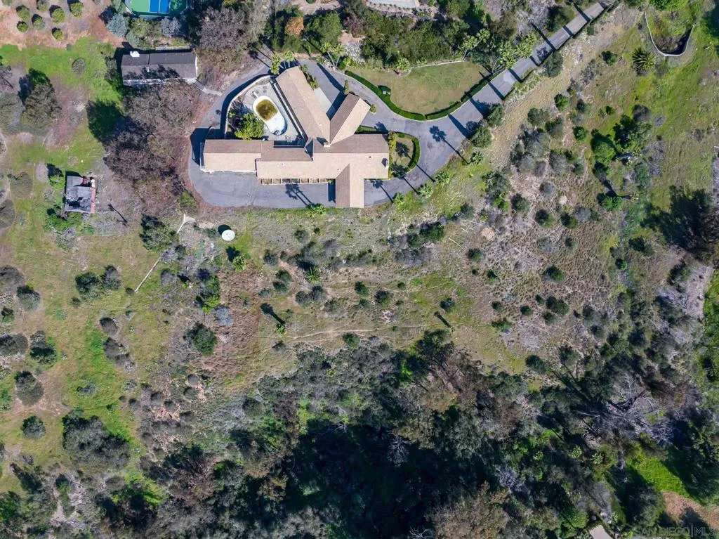 18024 Avenida Alondra, Rancho Santa Fe, California 92067 home-pic-12