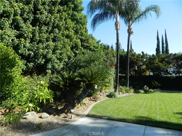 Beautifully Landscaped Front & Rear