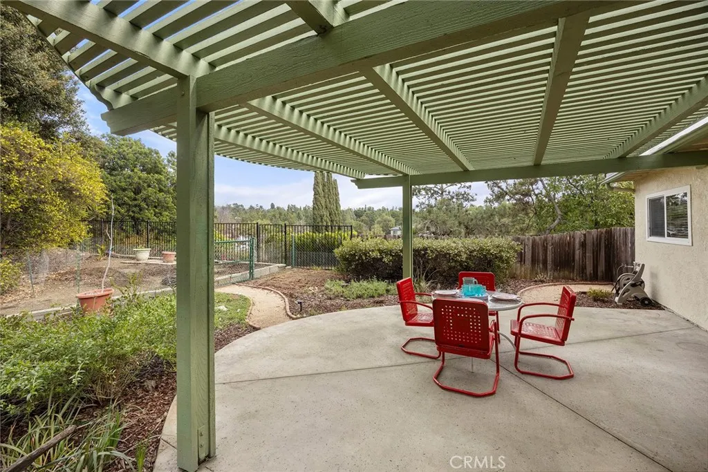 119 Helen, Fullerton, California 92835 home-pic-32