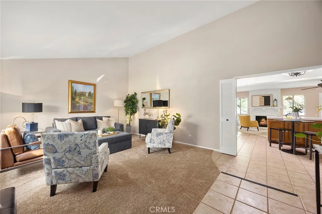 119 Helen, Fullerton, California 92835 home-pic-7