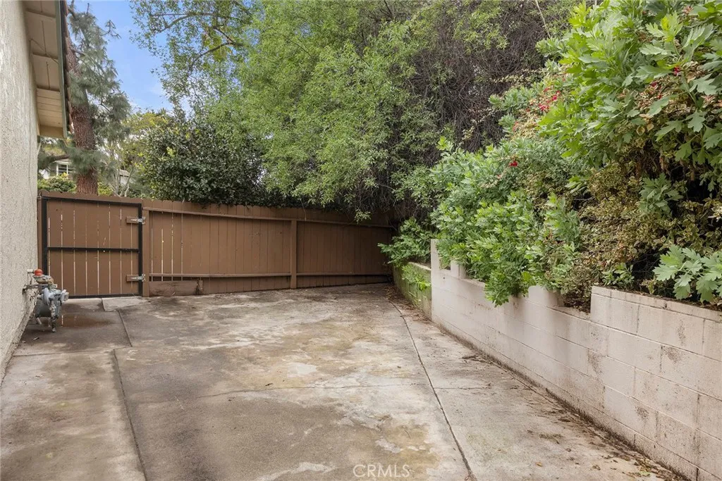 119 Helen, Fullerton, California 92835 home-pic-41