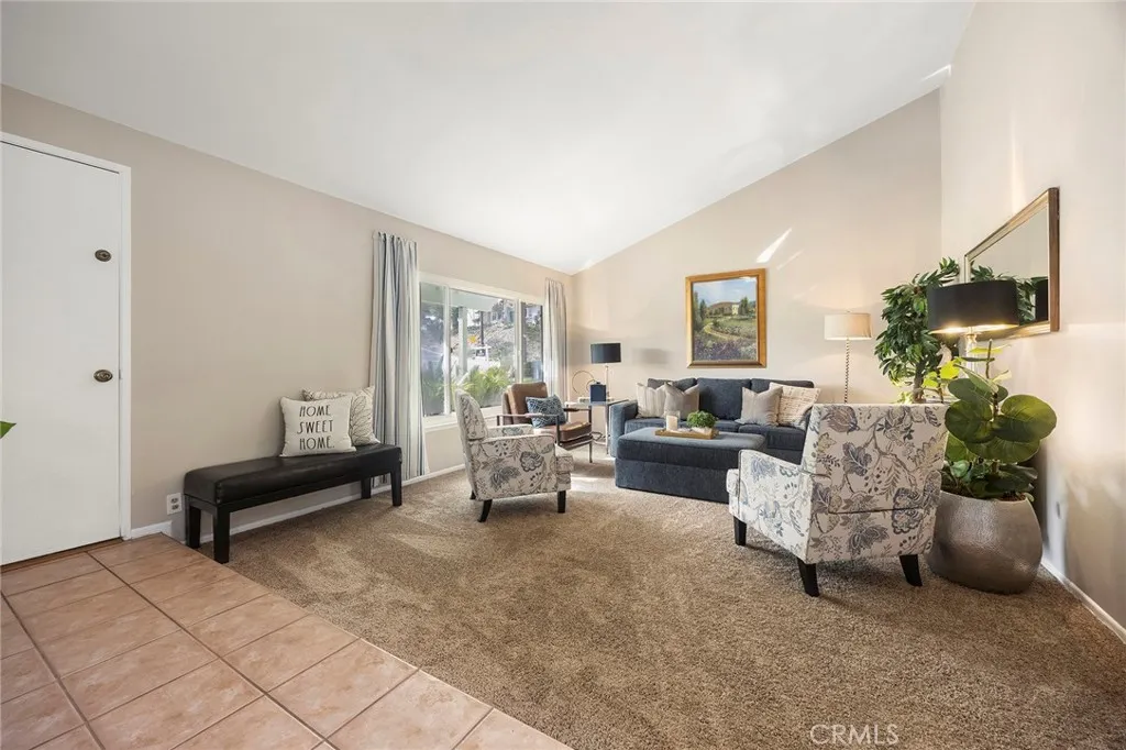 119 Helen, Fullerton, California 92835 home-pic-6