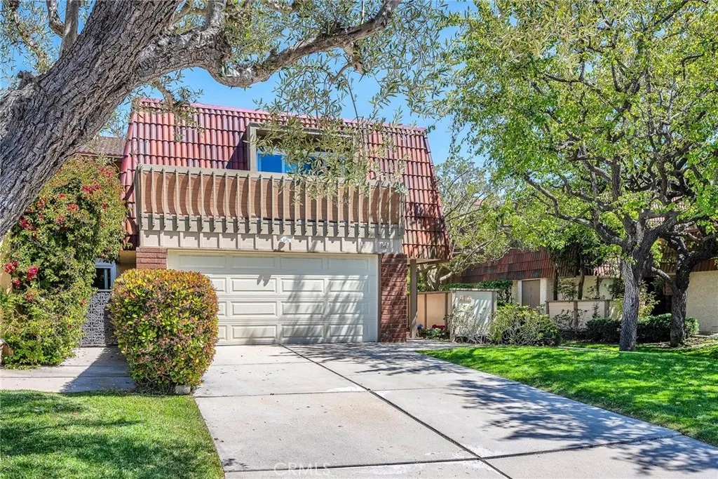 102 Cresta Verde, Rolling Hills Estates, California 90274 home-pic-1