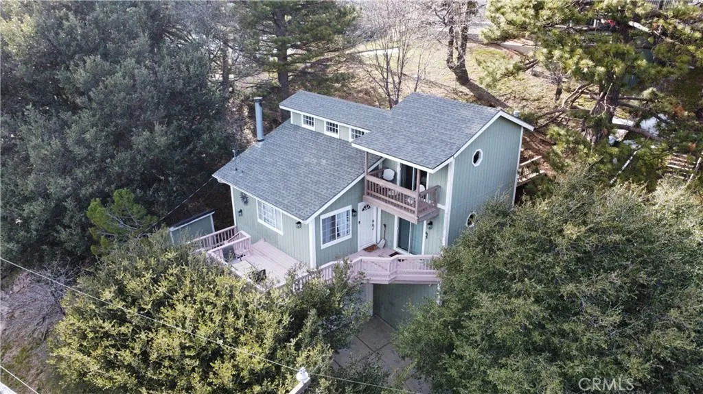 455 Delle, Crestline, California 92325 home-pic-1