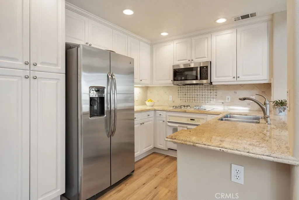 17 Auvergne, Newport Coast, California 92657 home-pic-5