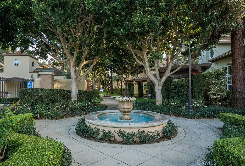 17 Auvergne, Newport Coast, California 92657 home-pic-34