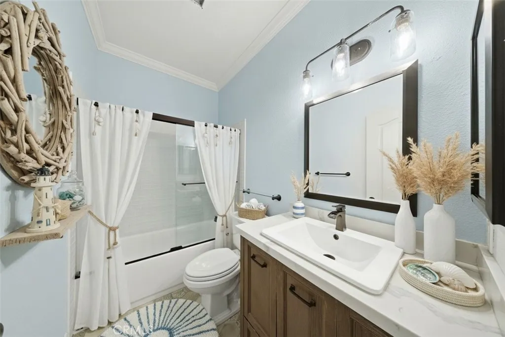 11386 Camino Playa Cancun, San Diego, California 92124 home-pic-29