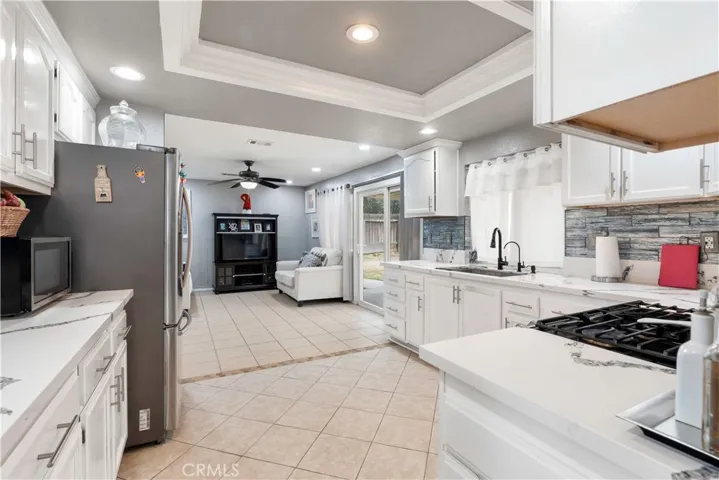 36855 James Place, Palmdale, California 93550