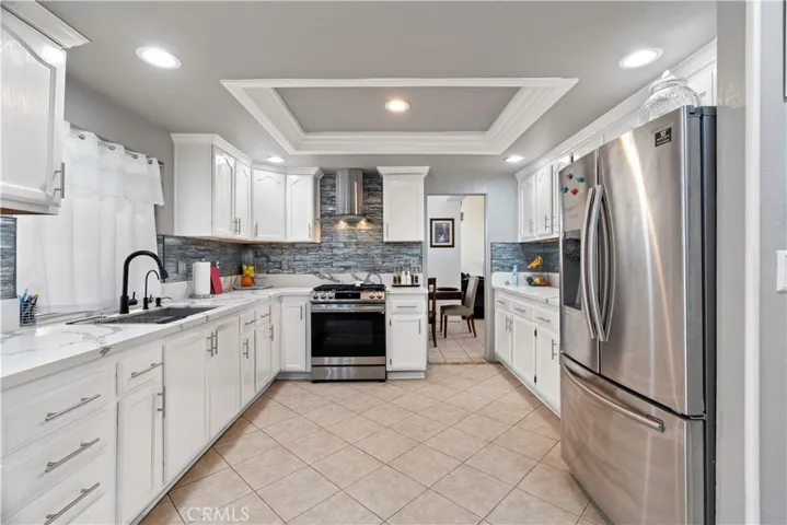 36855 James Place, Palmdale, California 93550