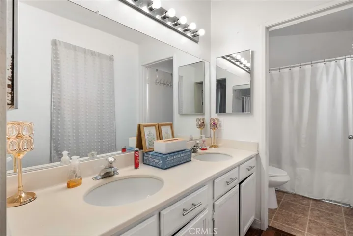 36855 James Place, Palmdale, California 93550