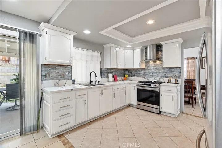36855 James Place, Palmdale, California 93550