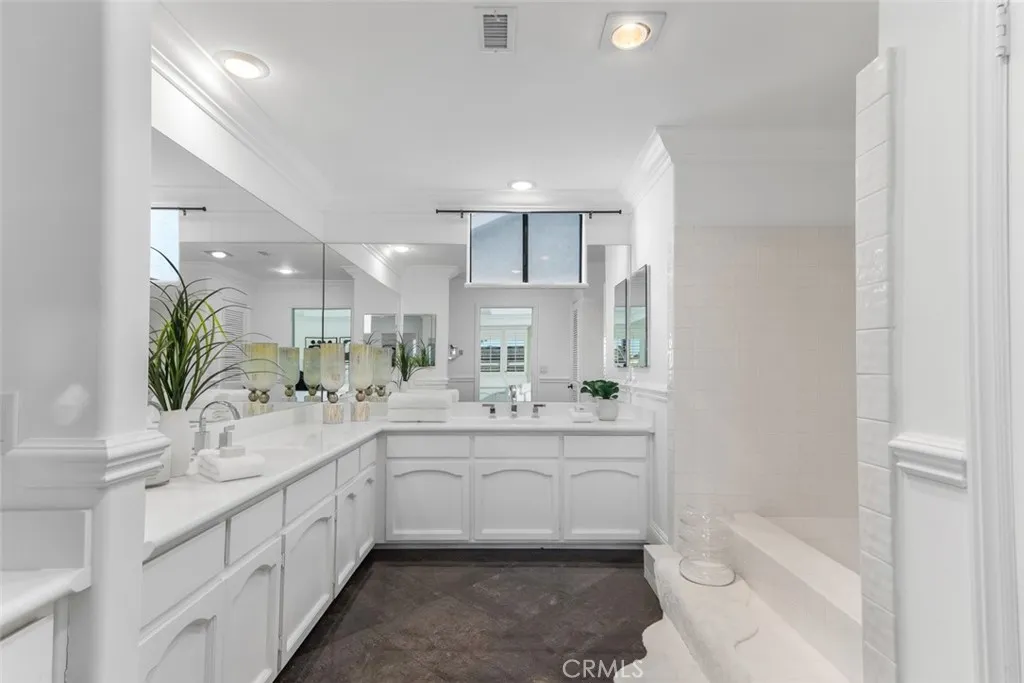 21961 Cayuga Lane, Lake Forest, California 92630 home-pic-38