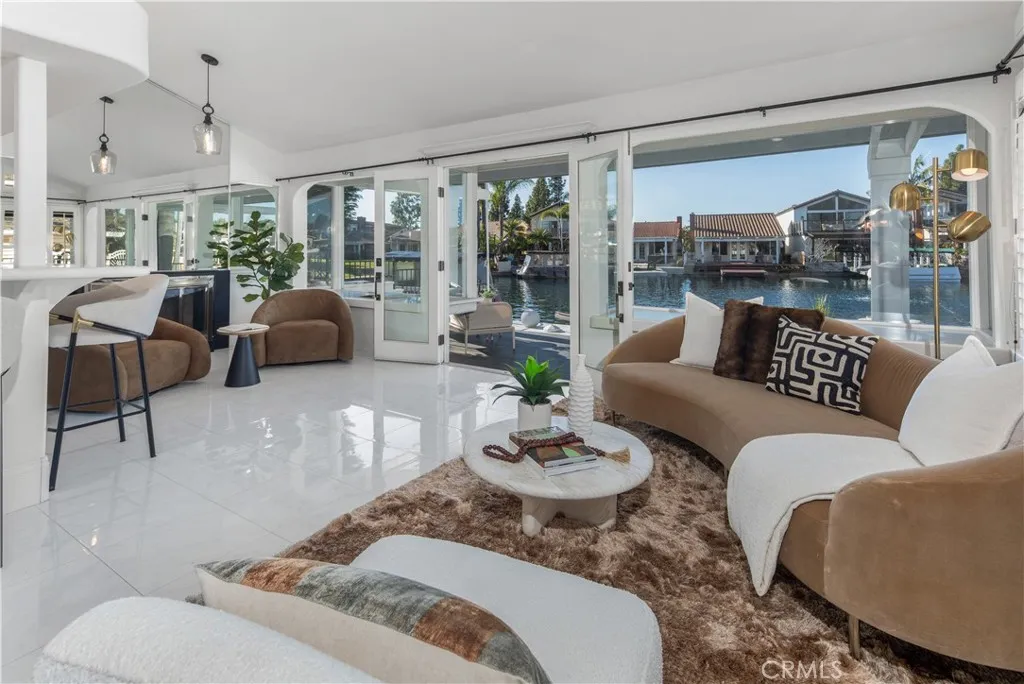 21961 Cayuga Lane, Lake Forest, California 92630 home-pic-6